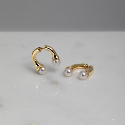 Boucles d'oreilles Lily en plaqué or 18kt avec perles naturelles