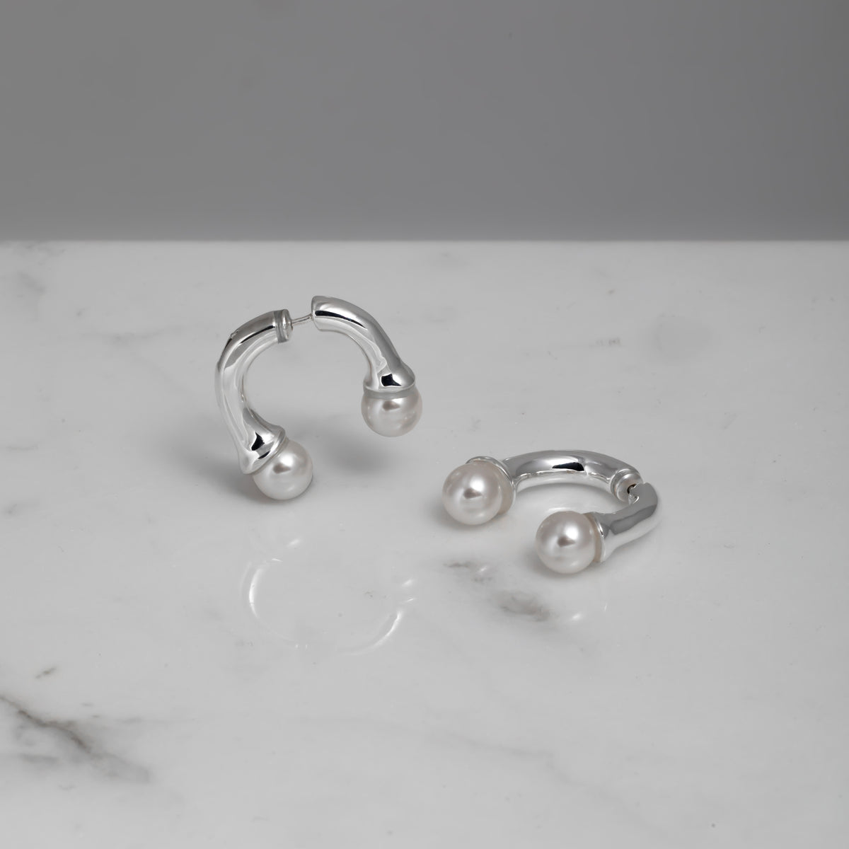 Ohrringe Lily aus 925er Silber mit Naturperlen